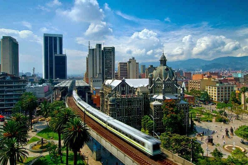 Destino Medellín